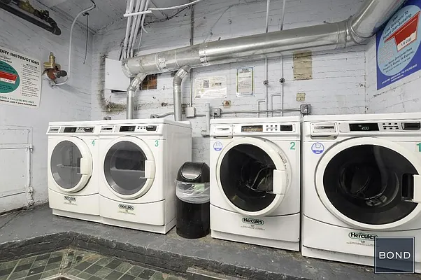 Rented by Bond New York | media 9