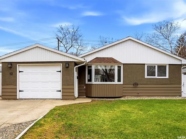 12 Fox Glove CRESCENT, Regina, SK S4S 0G9