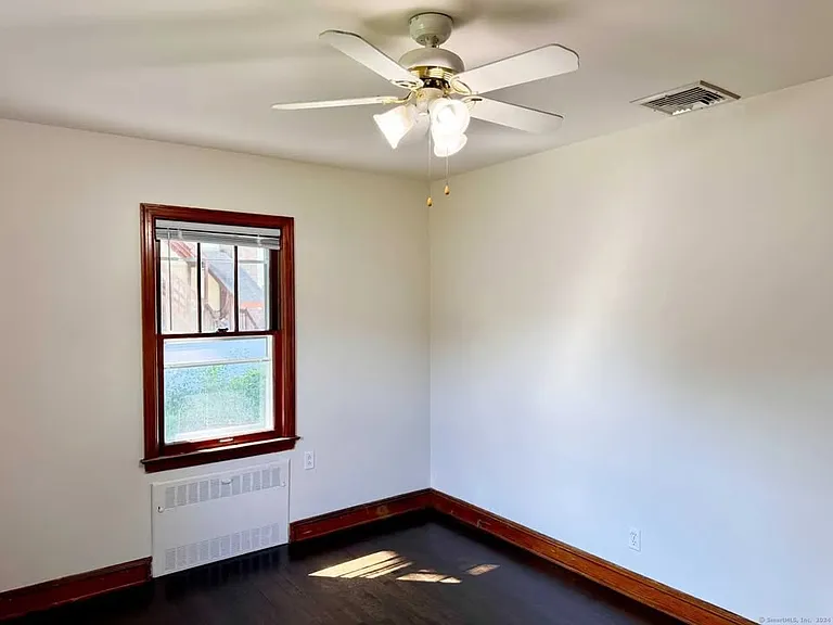 26 Mansfield St — Photo 17