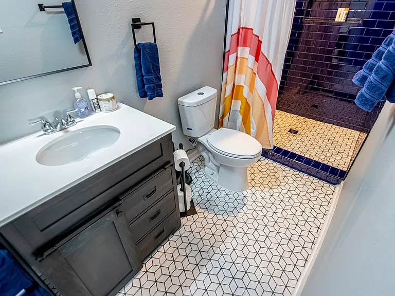 2108 Bragg St — Photo 26