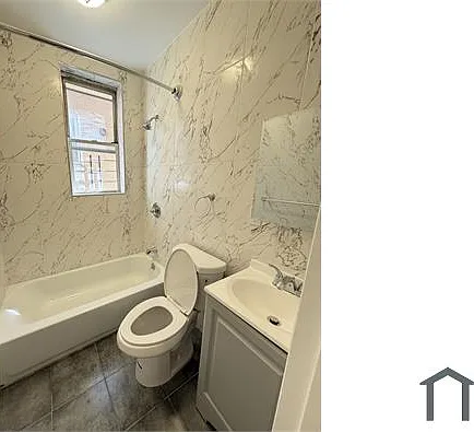 2149 Bruckner Blvd #2R — Photo 3