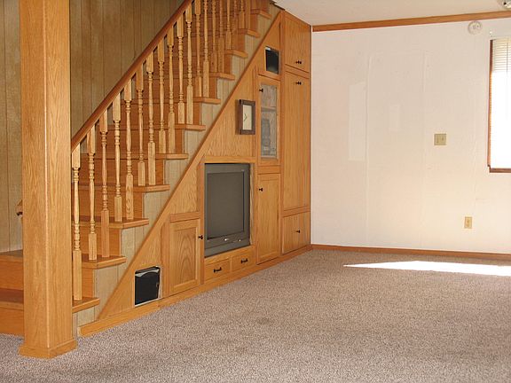 4th image of 8899 SE Prospect Dr