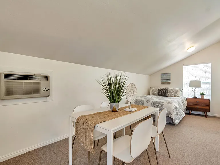 11552 S Harvest Rain Ave #B — Photo 9