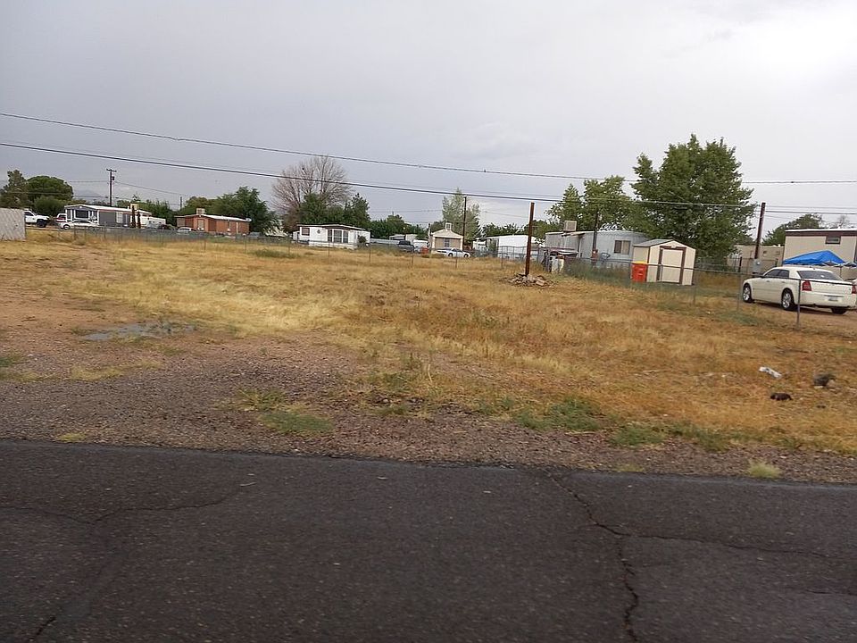 2nd image of 3855 E Northfield Ave