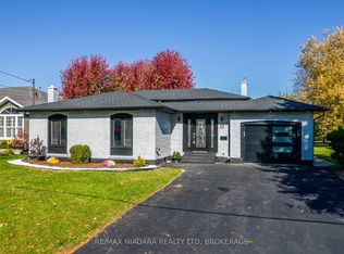 22 Chantler Rd, Welland, ON L3C4M5