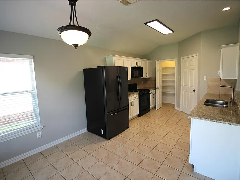 16531 Sperry Gardens Dr — Photo 9