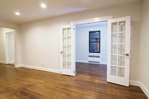 Sold by SW Realty Associates Inc | media 6