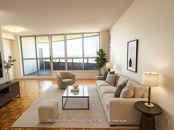 3rd image of 21 Vaughan Rd #401