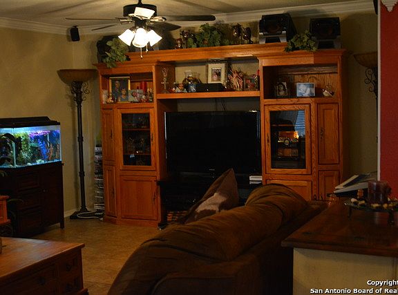 4th image of 2214 Glen Ivy Dr
