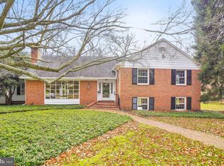 2710 Washington Ave, Chevy Chase, MD 20815