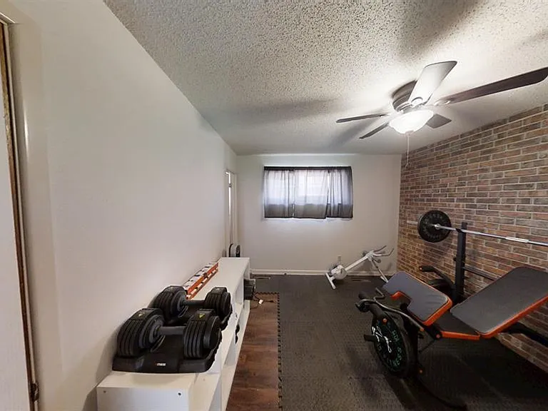 1317 Piedmont Dr — Photo 19