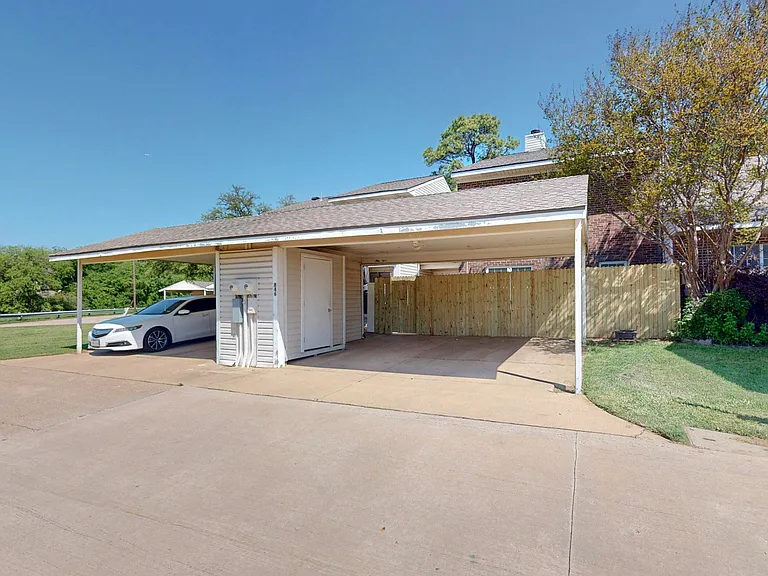 846 Creekside Dr — Photo 20