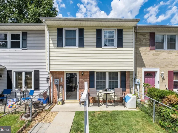 1007 Peach Orchard Ln, Brunswick, MD 21716