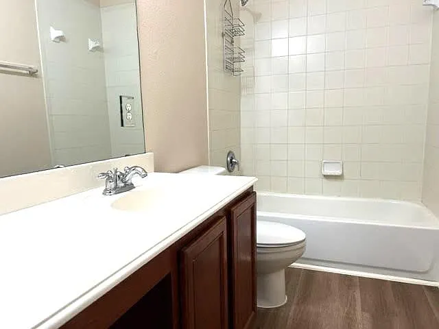 8405 Shasta Dr — Photo 12
