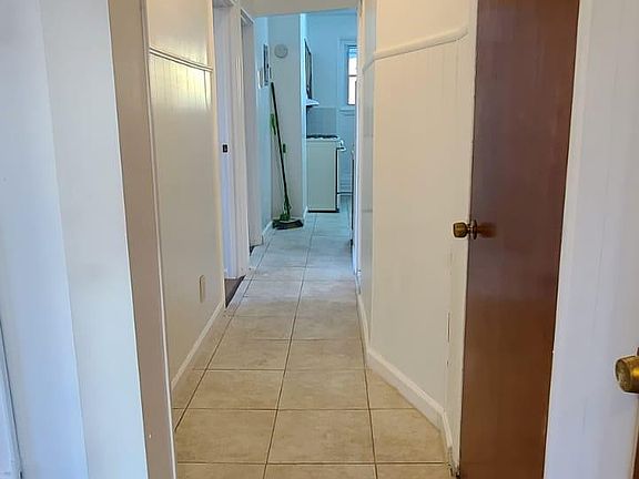 3rd image of 1380 Leland Ave #2