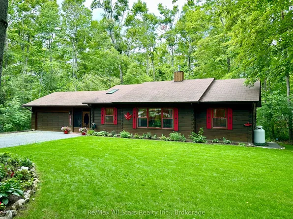 55 Golf Club Cres, Kawartha Lakes, ON K0M 1N0