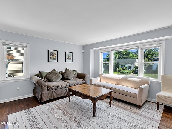 5th image of 1311 Stewart Avenue