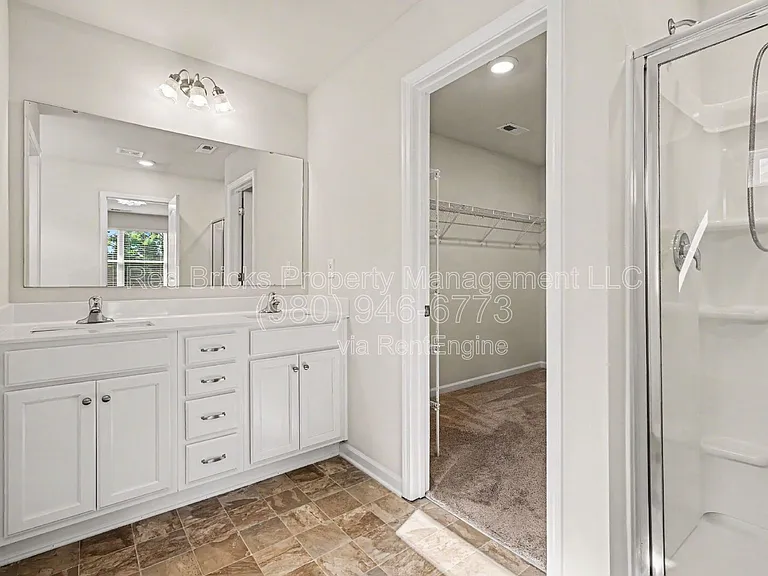 6018 Weddington Pointe Dr — Photo 16