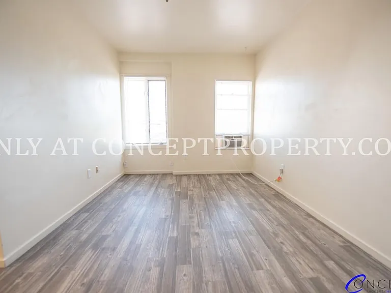 223 E 3rd Ave — Photo 36