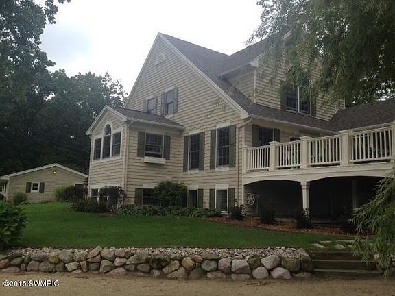2nd image of 1311 E Crooked Lake Dr
