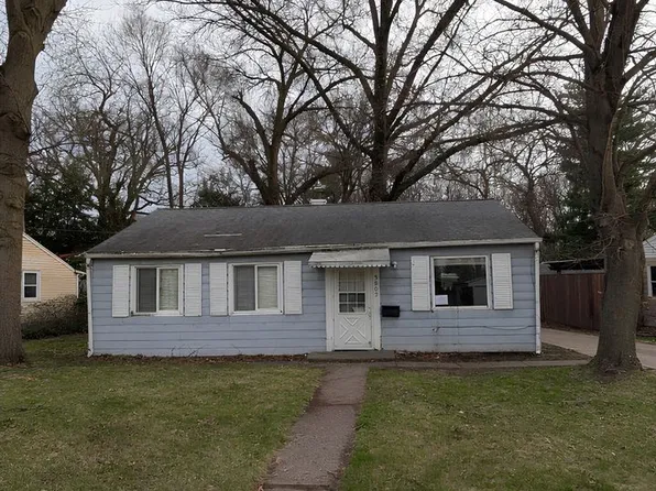 3802 11th Ave, Moline, IL 61265