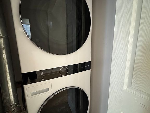 5th image of 532 W 26th St Unit 2