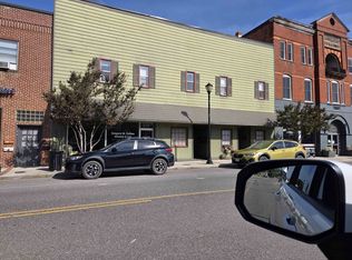 319 W Main St, Radford, VA 24141