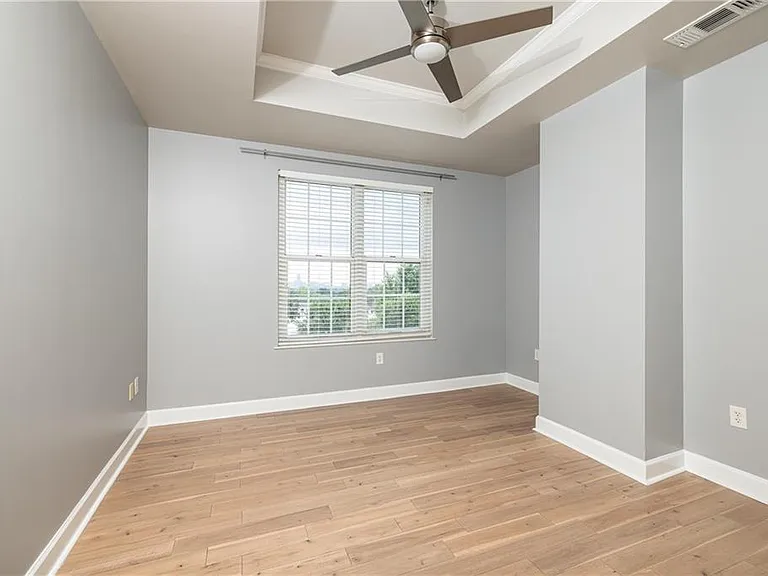 325 E Paces Ferry Rd NE #706 — Photo 16