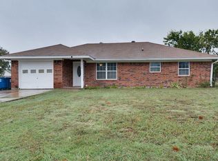 300 Bonnie View Dr, Princeton, TX 75407