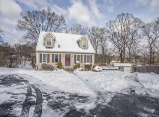 106 Cranesbill Rd, Taunton, MA 02780