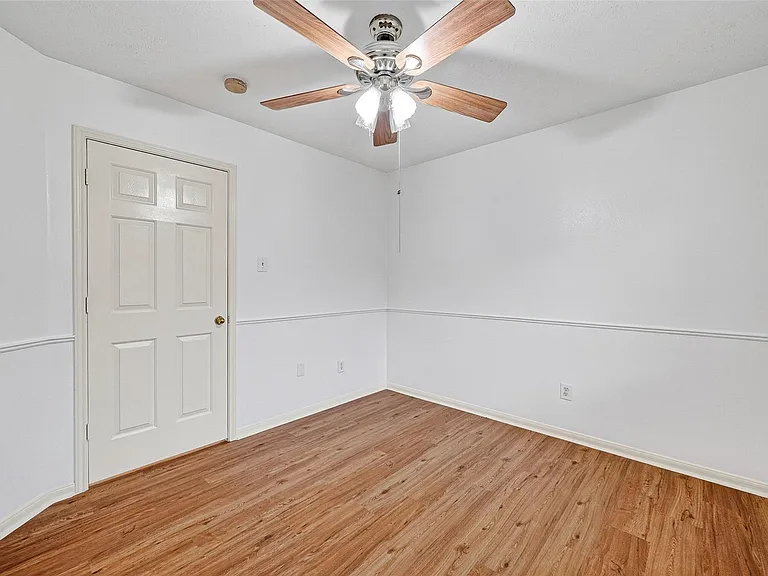 17303 Kenton Crossing Ln — Photo 31