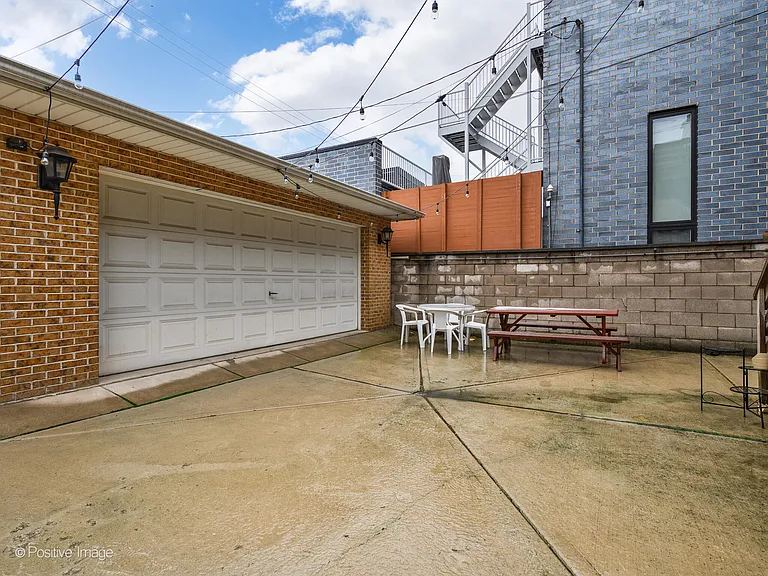 2210 W Ohio St #1 — Photo 18
