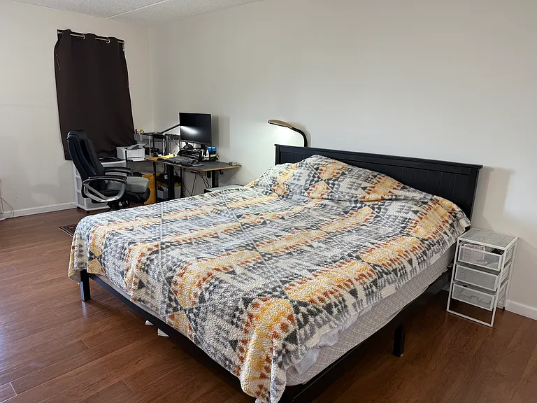 175 Maple Ave #4J — Photo 7