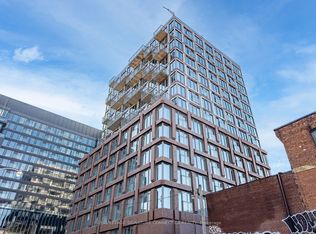 2 Augusta Ave #609, Toronto, ON M5V 0T3