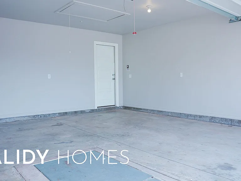 5216 Bing Cir — Photo 35