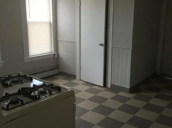 709 Stanley St APT 2, New Britain, CT 06051