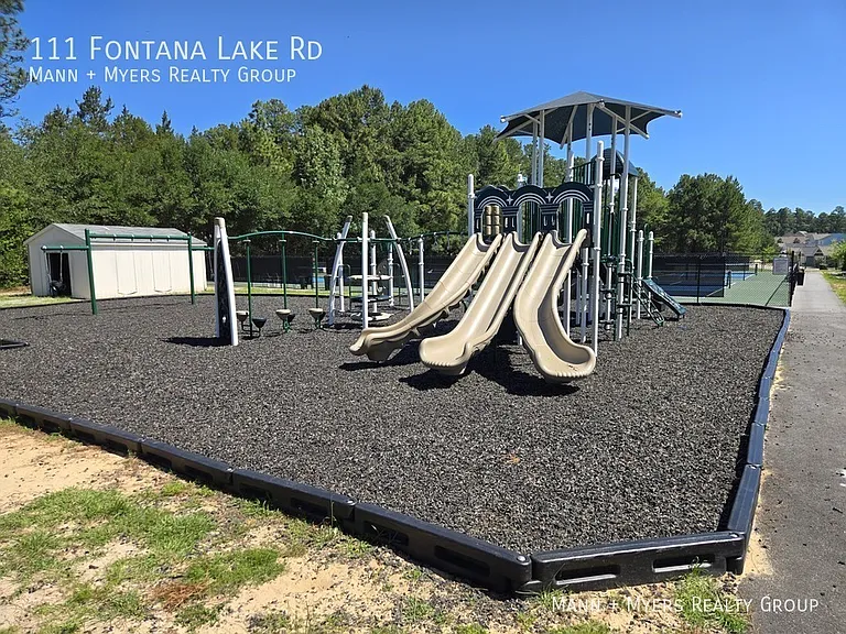 111 Fontana Lake Rd — Photo 35