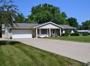 4275 Penn Ct, Brookfield, WI 53045
