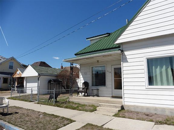 2nd image of 318 Ash St