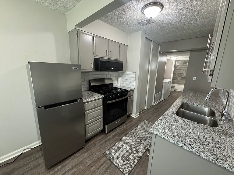 255 N Michigan St #71 — Photo 5