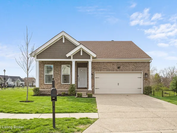 8816 Sanctuary Ln, Louisville, KY 40291