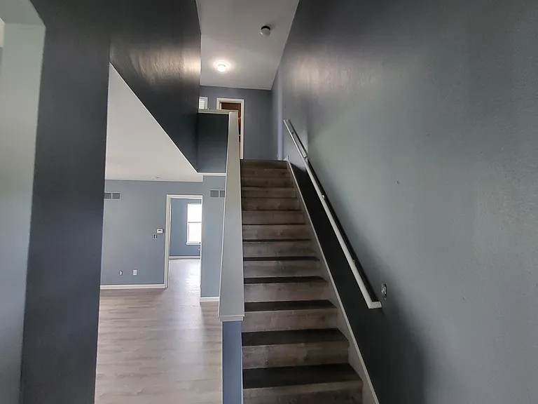 4400 SE Michigan Ave #4400 — Photo 6