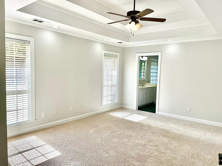 408 Rebel Dr — Photo 9