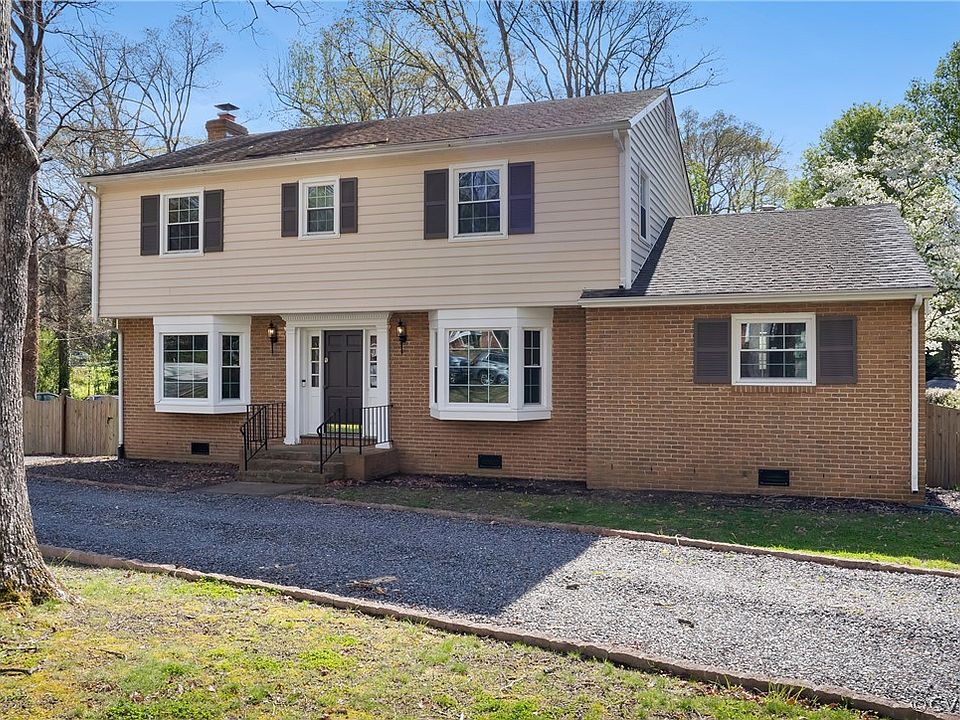 1st image of 1002 Lakewater Dr
