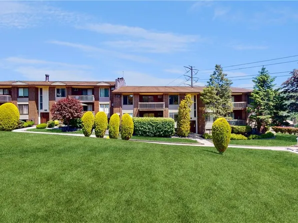 178 Country Club Lane, Pomona, NY 10970