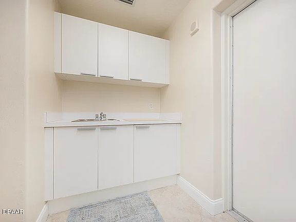 3rd image of 3245 S Atlantic Ave APT 601