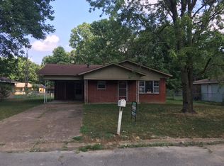 324 Logan St, Newport, AR 72112