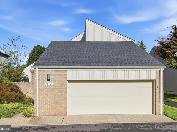 19108 Rhodes Way, Montgomery Village, MD 20886