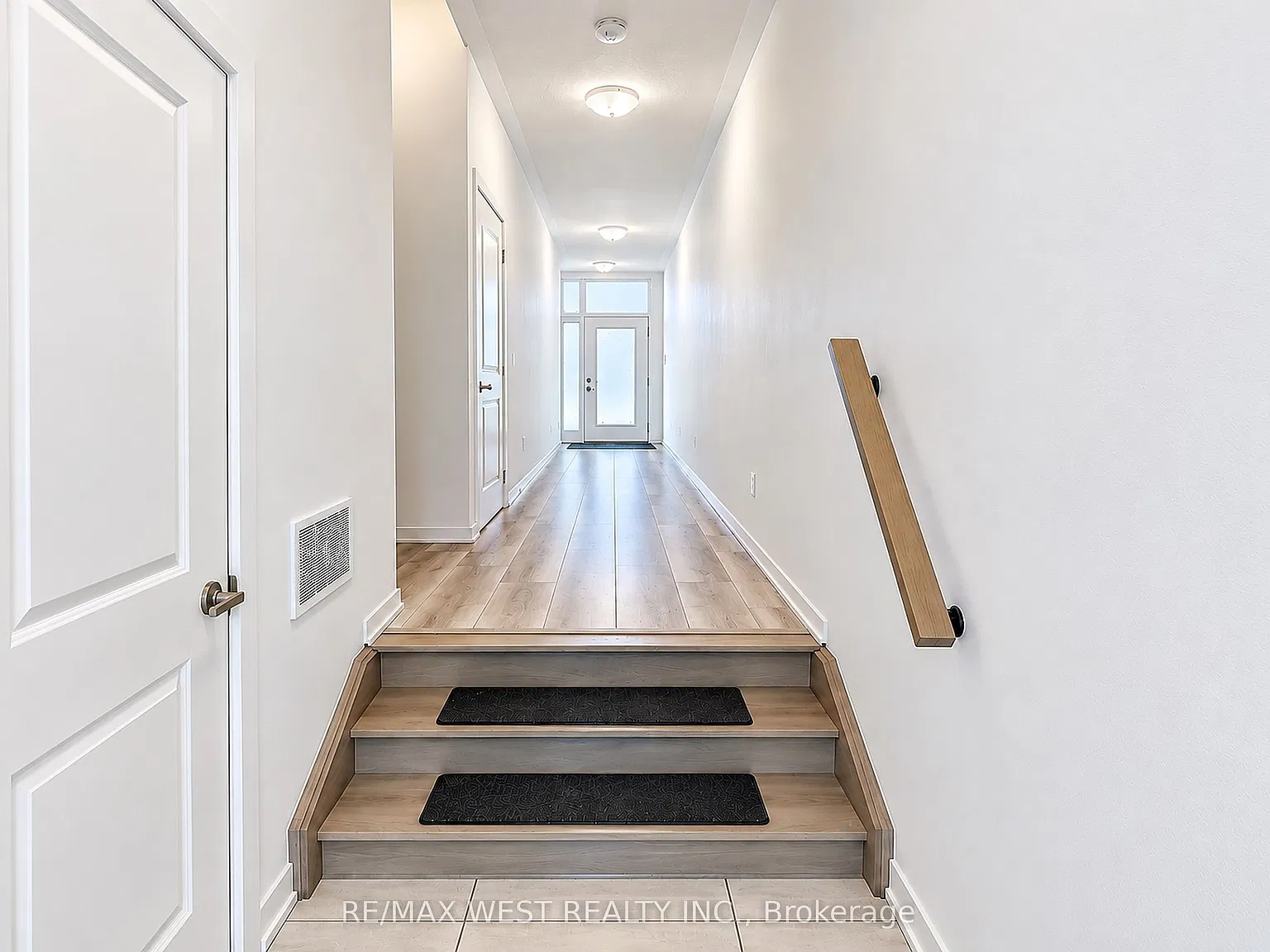 3 bed, $3,100 — Photo 2