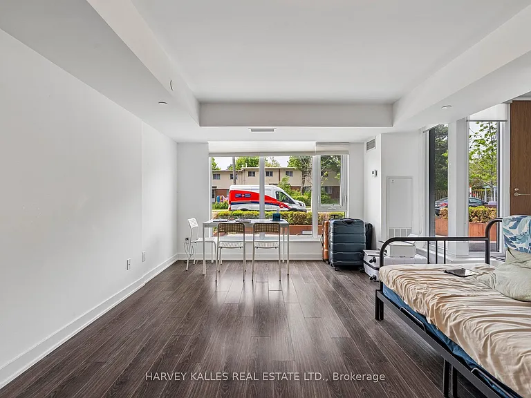 152 Flemington Rd #Townhouse 104 — Photo 12